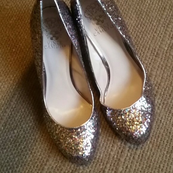 Vince Camuto multicolored glitter pump - Picture 5 of 8